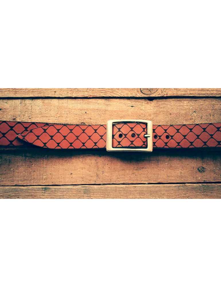 woman leather belt
