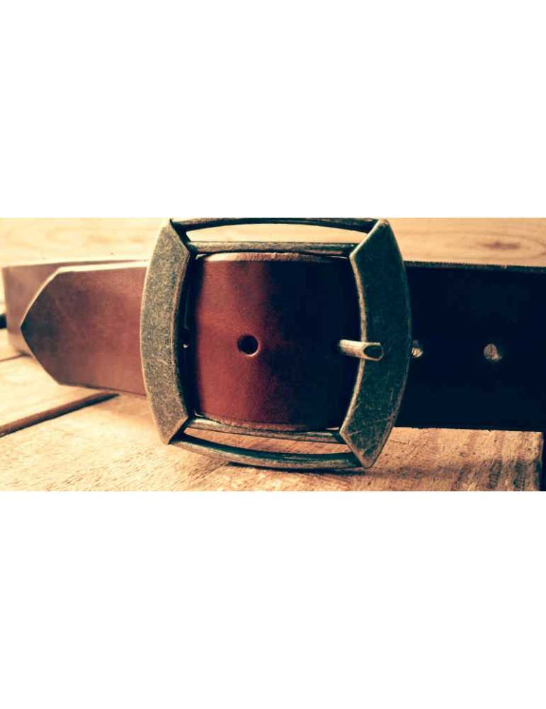 buckle leather belt
