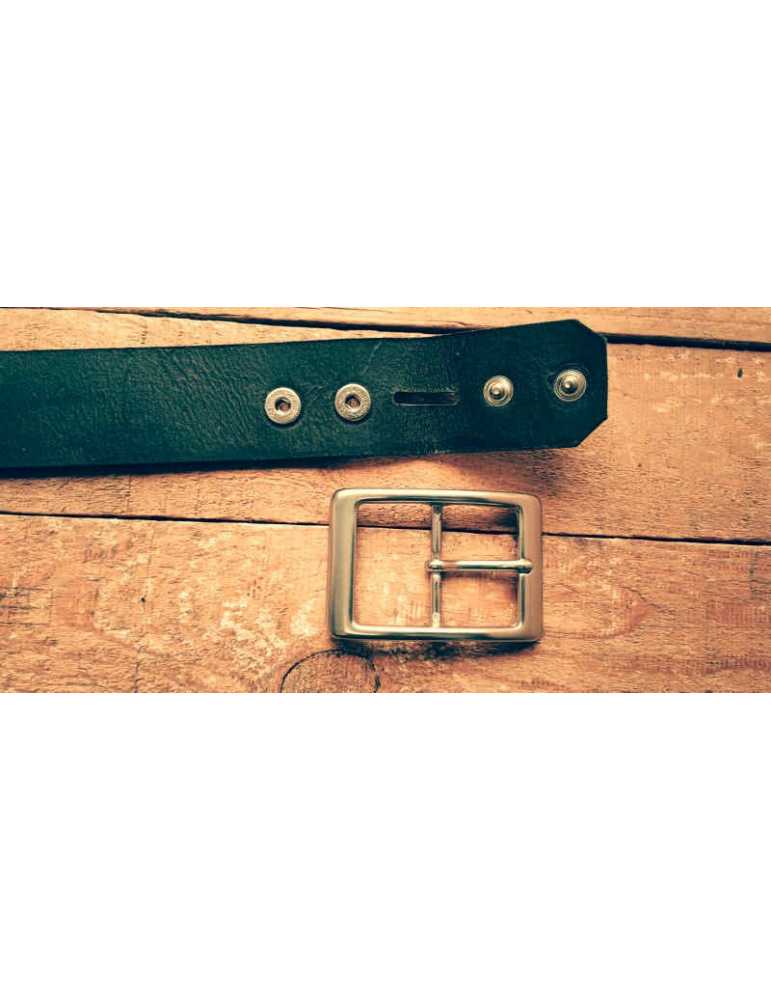 clasp leather belt